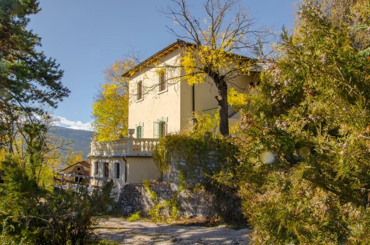 Casino De Matthaeis Villa L'Aquila Exterior photo